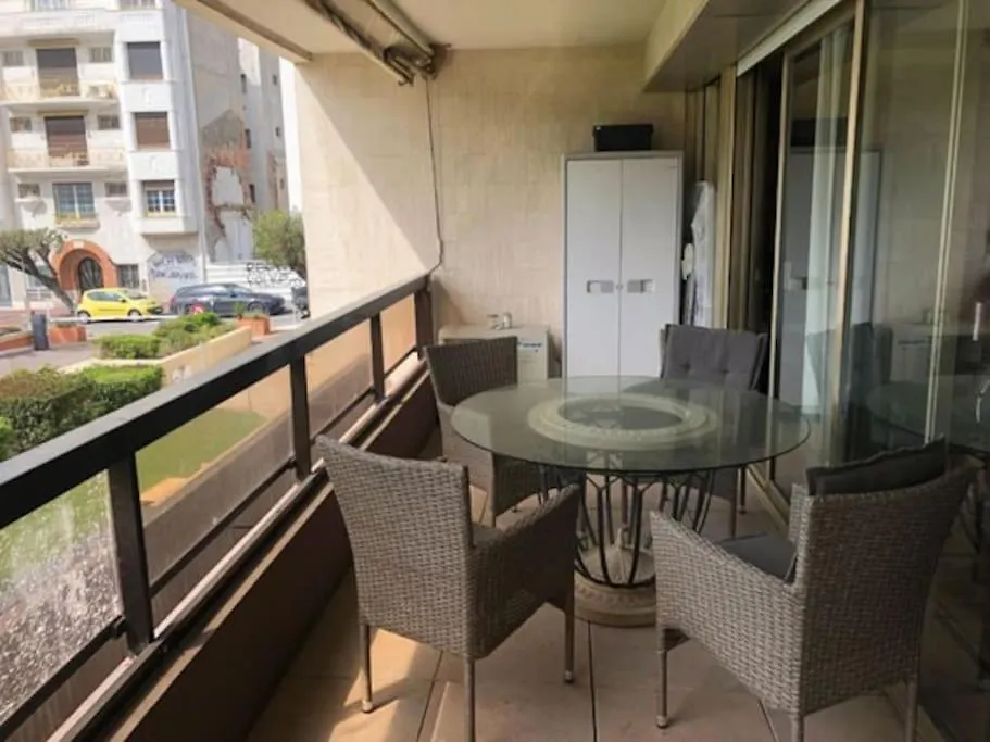 Stunning Seaview By The Beach Juan Les Pins 1 Br Antibes Francja