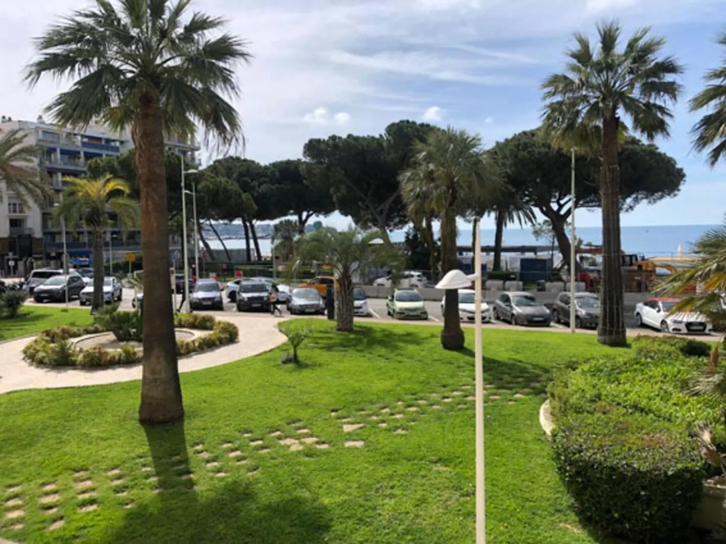 Stunning Seaview By The Beach Juan Les Pins 1 Br Antibes Apartment